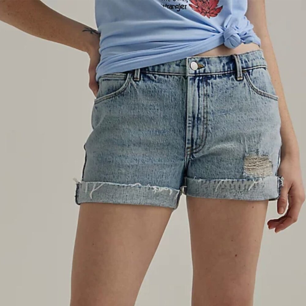 NWT WRANGLER DESTRUCTED DENIM ROLL SHORTS SZ-14